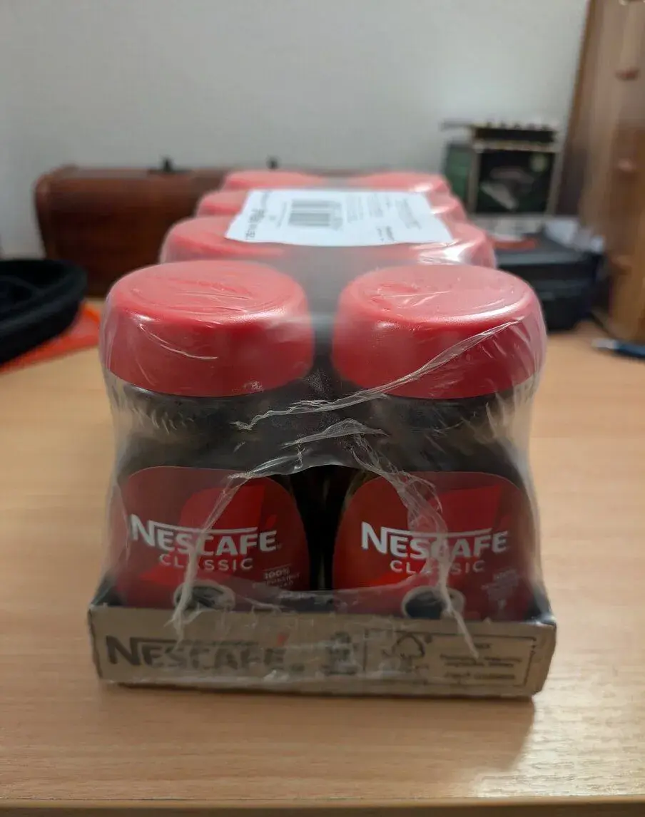 8x instantná káva Nescafe Classic 100g