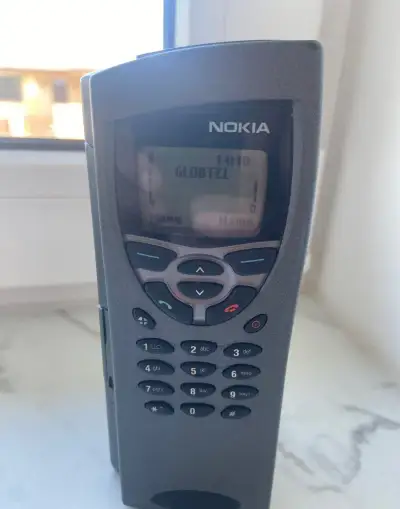 Nokia 9110 komunikátor 1999