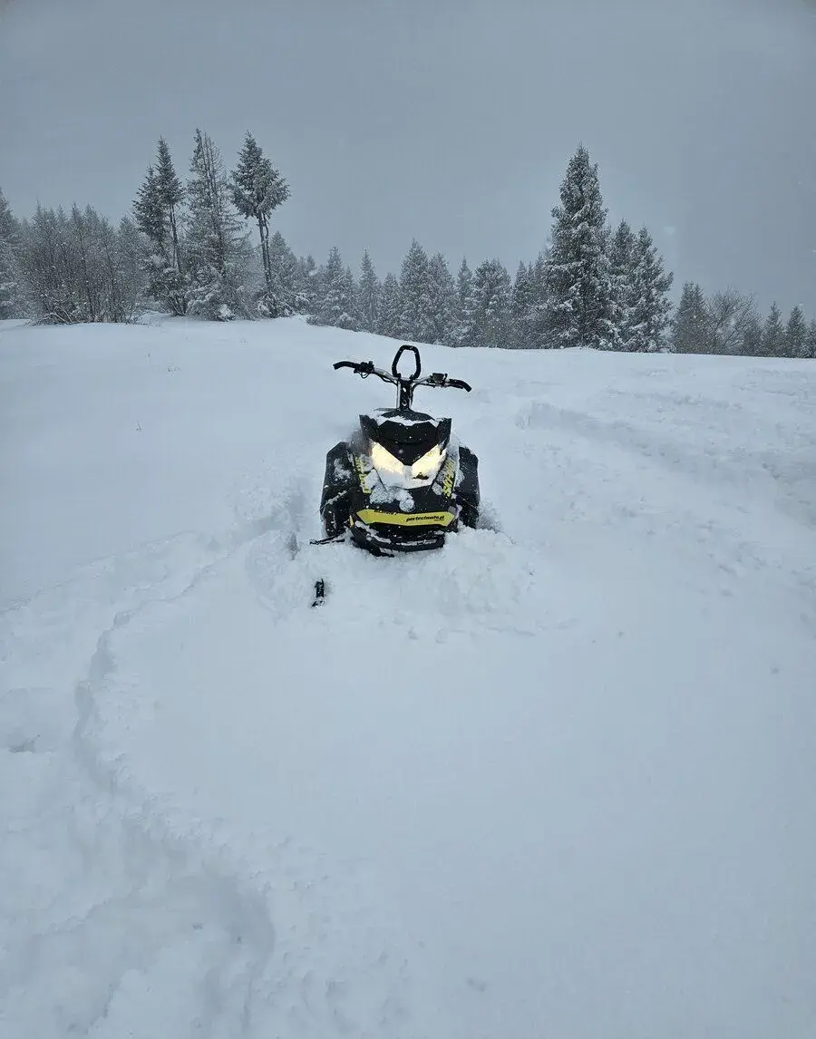 Ski doo summit E-TEK 850 154rev