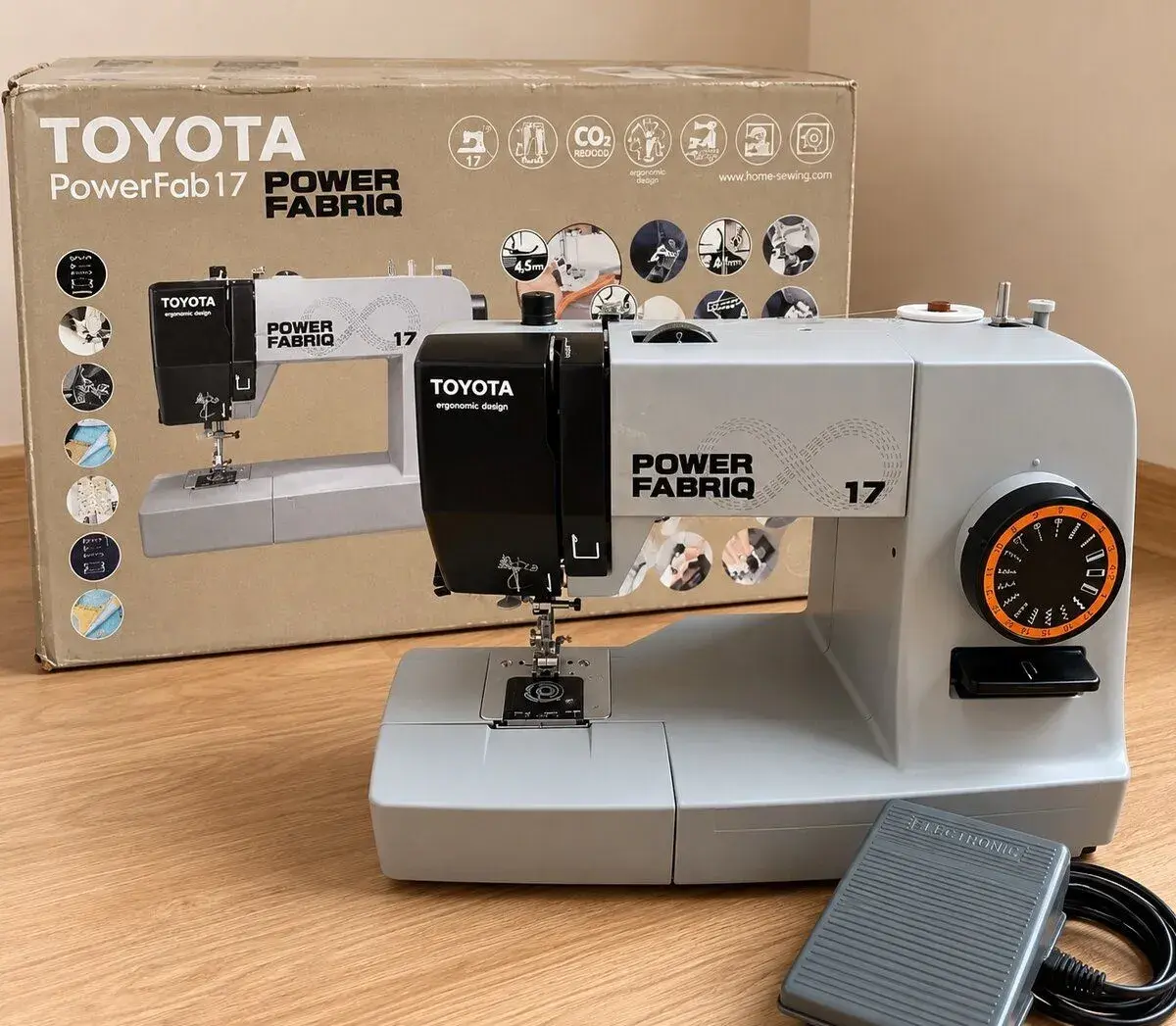 Šijací stroj Toyota Power FabriQ 17 – plne funkčný