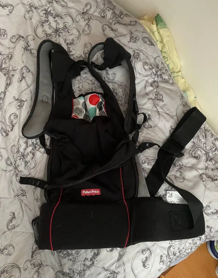 Klokanka Fisher price na nosenie dieťaťa