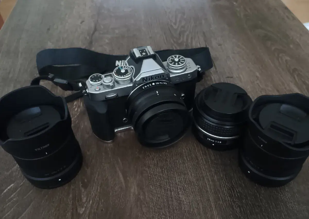 NIKON Zfc + 4 objektívy