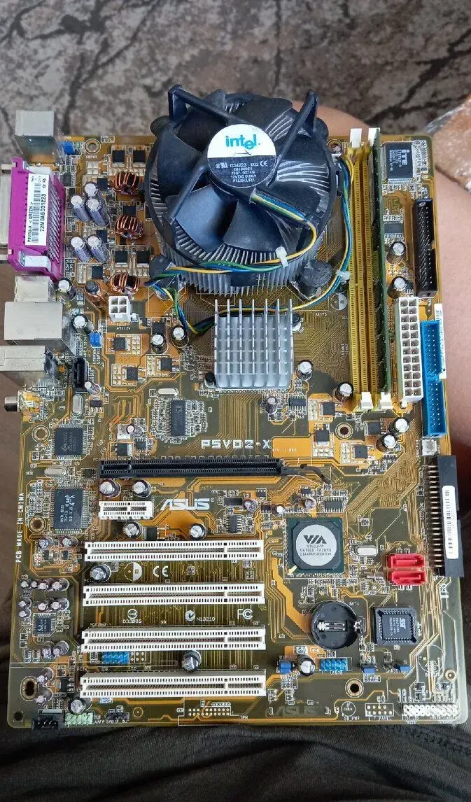 , základnú dosku+cpu+Cpu chladič+Ram