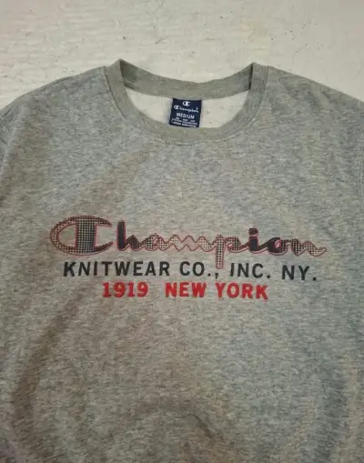mikina champion