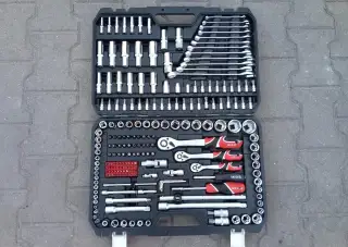 Málo používanú gola sadu Yato