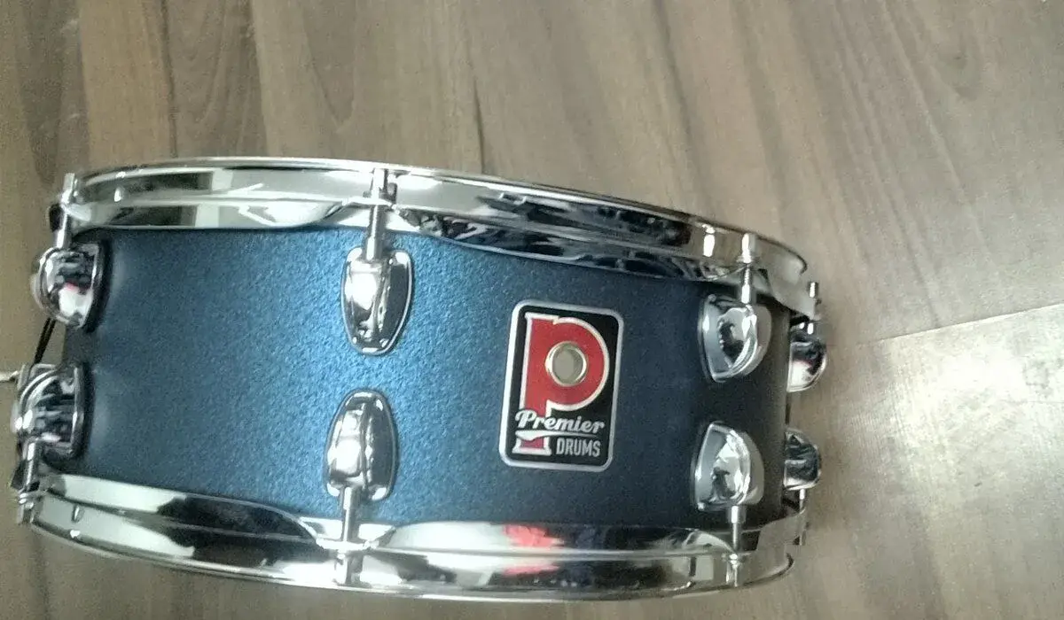 Snare premiér revolution, Nový