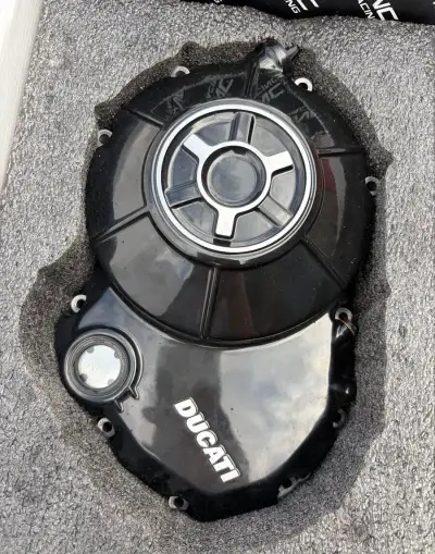 Ducati Scrambler 1100 - nový kryt spojky