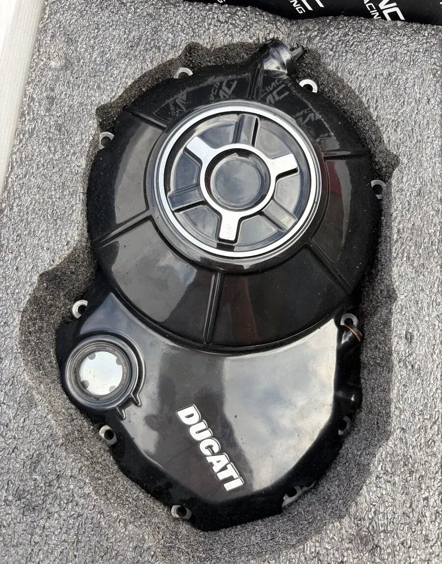 Ducati Scrambler 1100 - nový kryt spojky