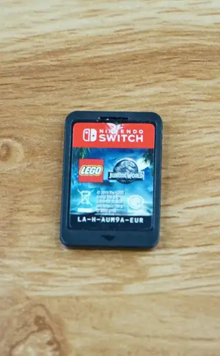 Hra Nintendo Switch LEGO Jurassic World