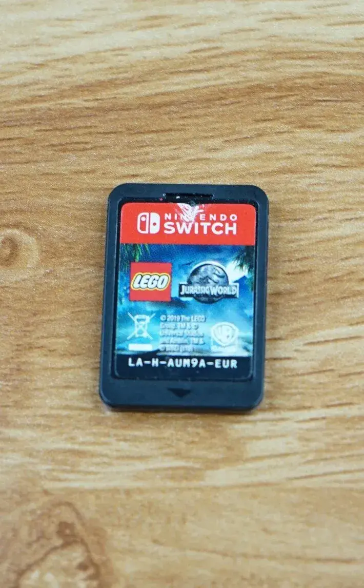 Hra Nintendo Switch LEGO Jurassic World