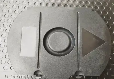 Box do rezervy kolesa s náradím.