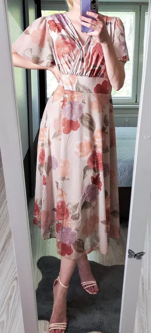 Elegantné šaty od Xl