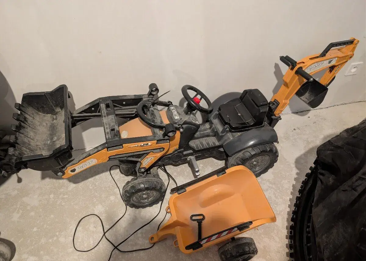 Traktor detský