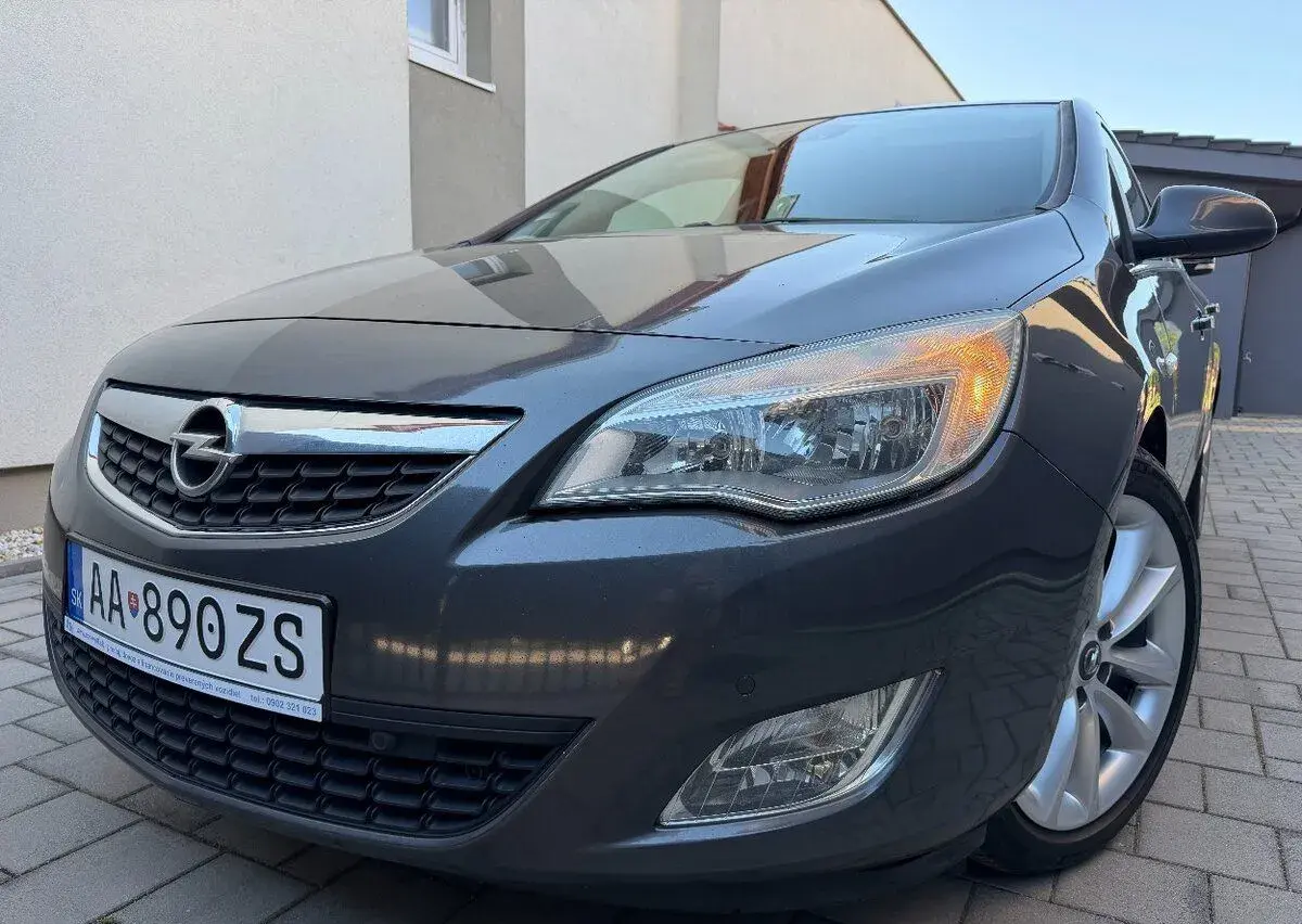 Opel ASTRA – 197 981 km