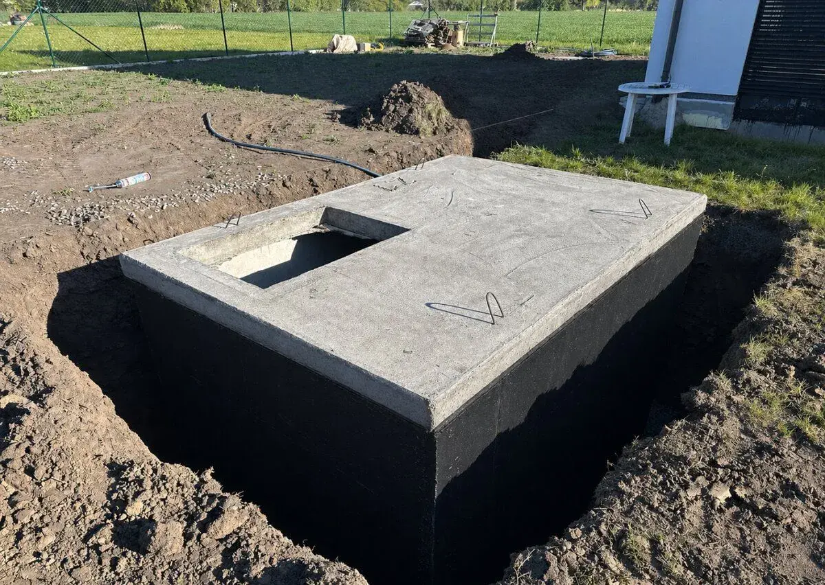 Betonová nádrž / Zahradní sklep Banská Bystrica