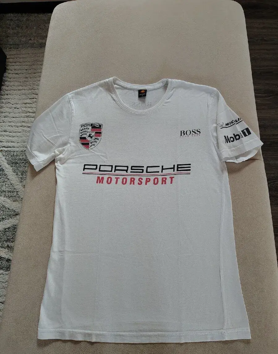Pánske tričko Porsche Motorsport (BOSS / Mobil 1)