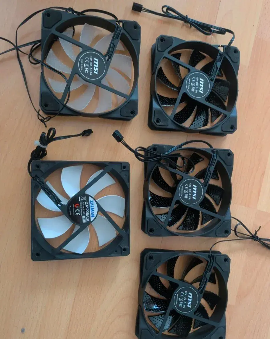 Sada 5x nový 120mm ventilátor MSI + Zalman