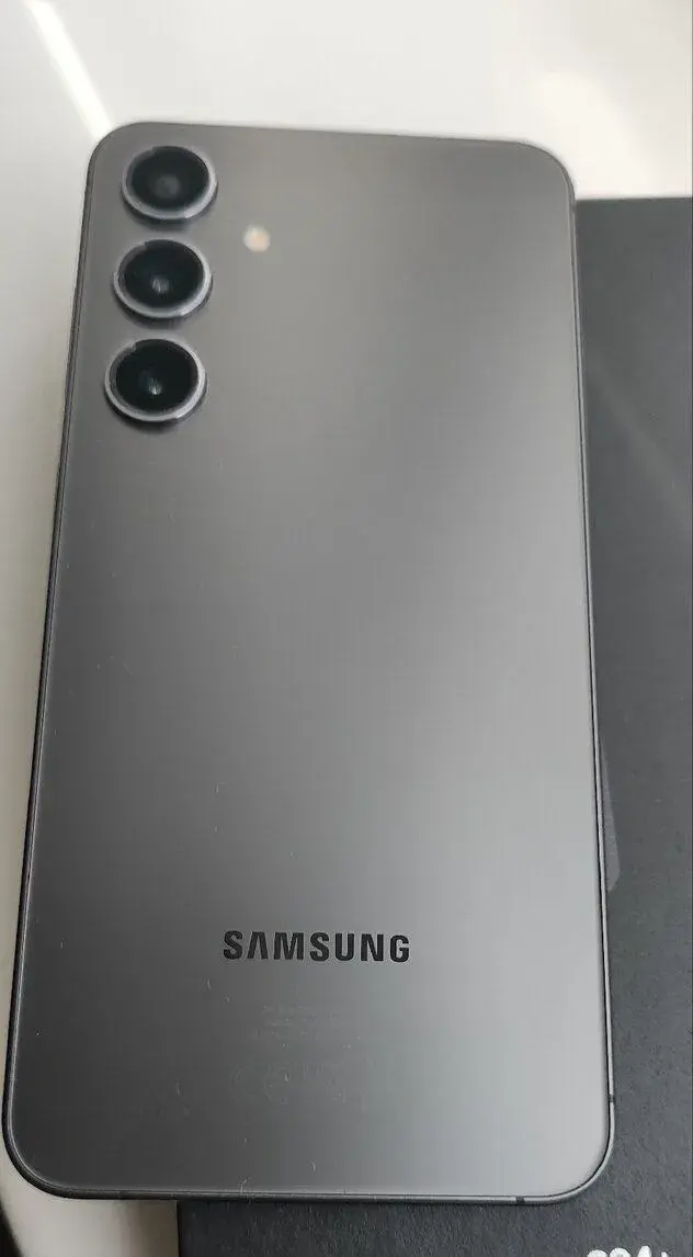 Samsung Galaxy S24+ (plusko) 512Gb/12Gb Onyx Black