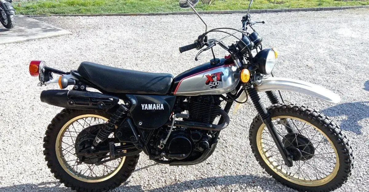 YAMAHA XT500 1982