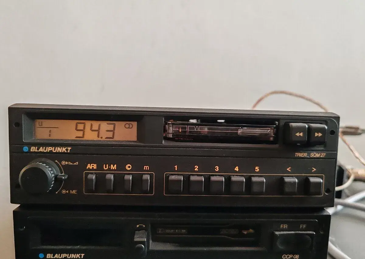 Blaupunkt TRIER SQM 27