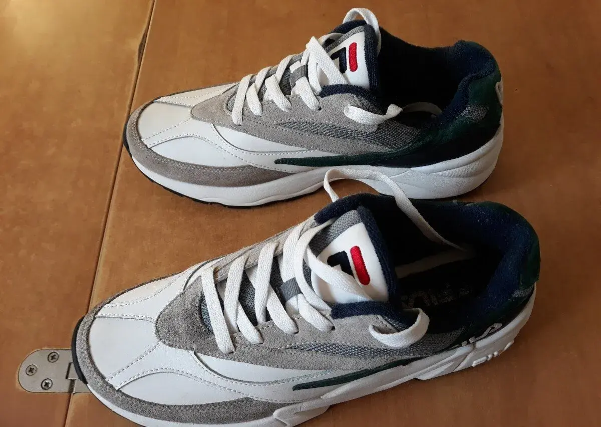 Panske tenisky FILA V94M LOW