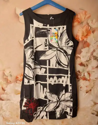 Šaty desigual Nove 42