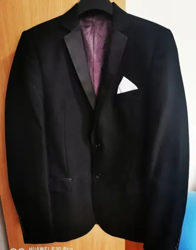 Pánsky oblek