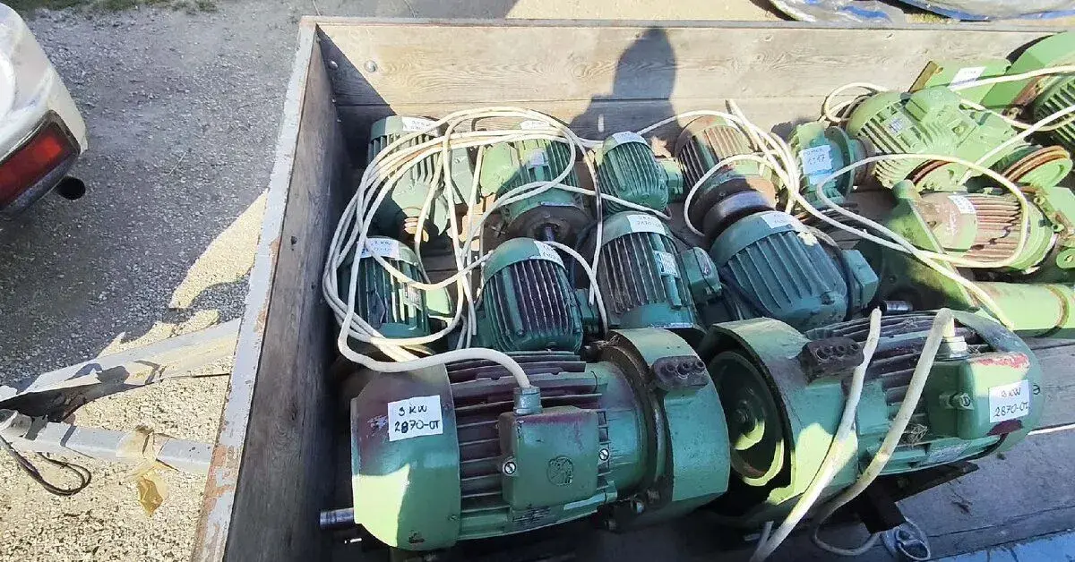 Priemyselné elektromotory a prevodovky – rôzne výkony