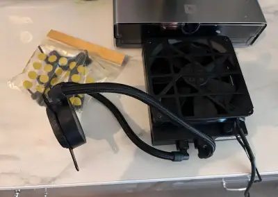 AIO zo skrinky nzxt h1 v1