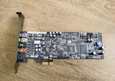 zvuková karta Asus Xonar PCIe
