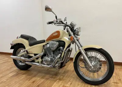 HONDA VT 600 SHADOW….1993….TOP STAV
