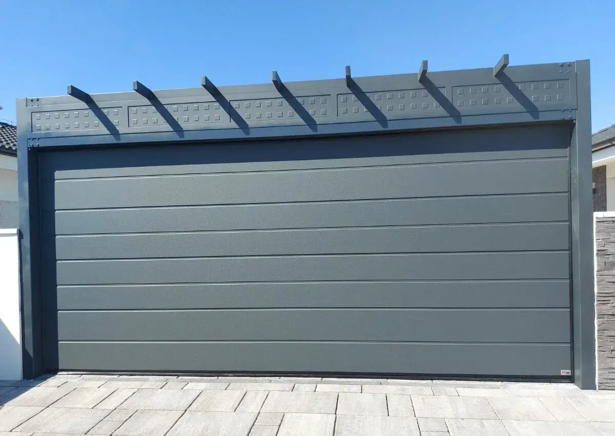 Garážová brána 5000x2250mm vo farbe Antracit RAL 7016
