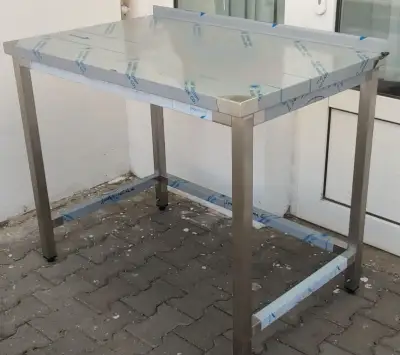 Nerezové pracovné gastro stoly, kuchynský stôl