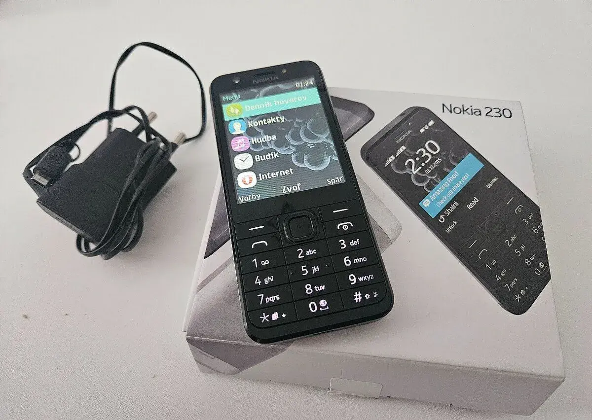 Nokia 230