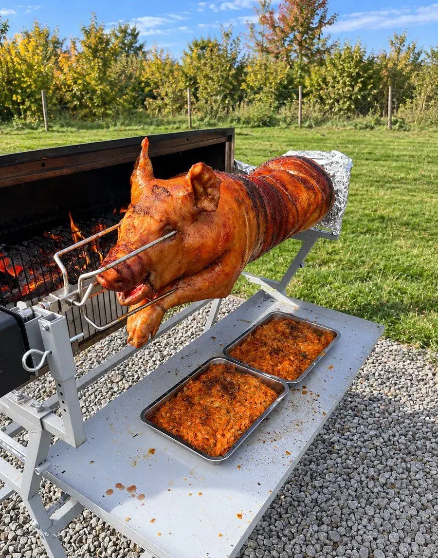 Gril na pečenú Sviňu