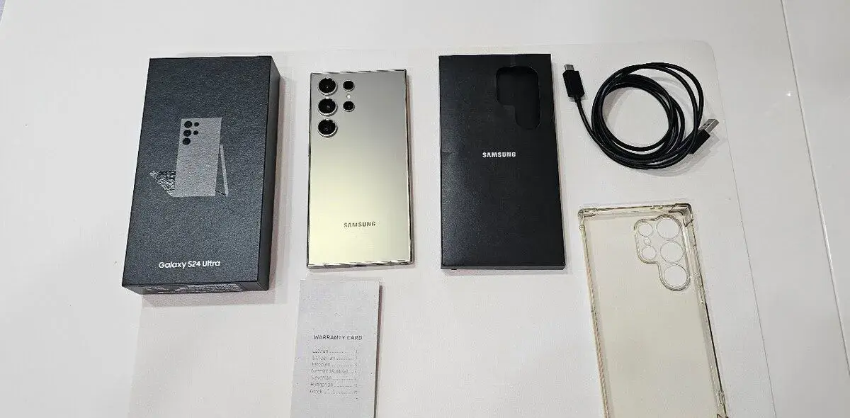 Samsung galaxy s24 ultra.