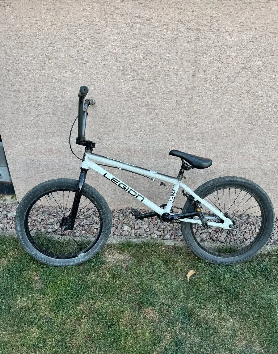 BMX Mongoose Legion L20