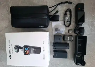 DJI Osmo Pocket 3 Creator Combo