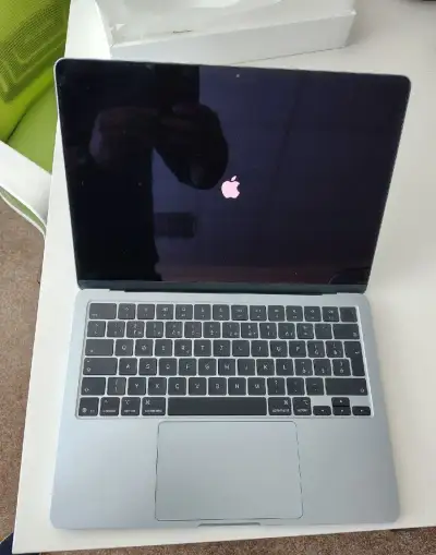 MacBook Air 13" M5 SK 2026 24 GB RAM, 1 TB, 10 GPU