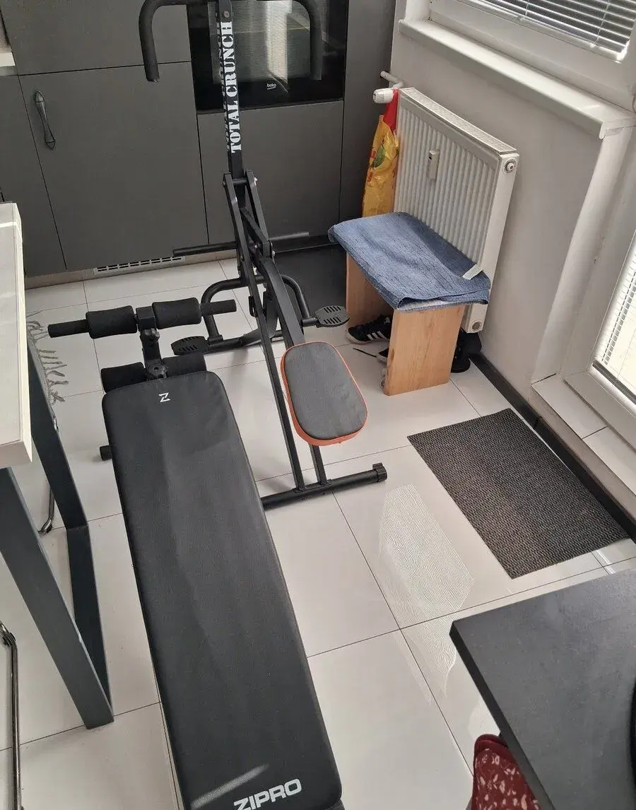 Total crunch+šikmá lavička