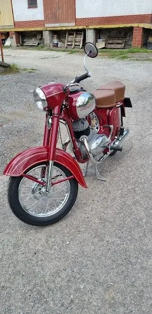 Jawa 250/353 - polbubon