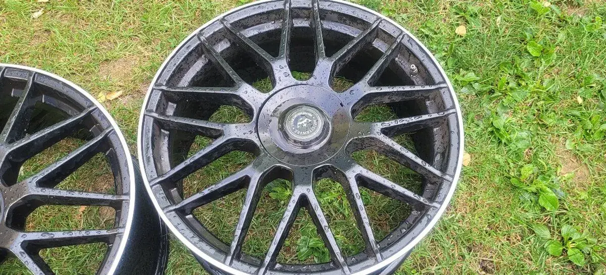 Pekné elektrony r20 rozteč 5X112 aj 5x120