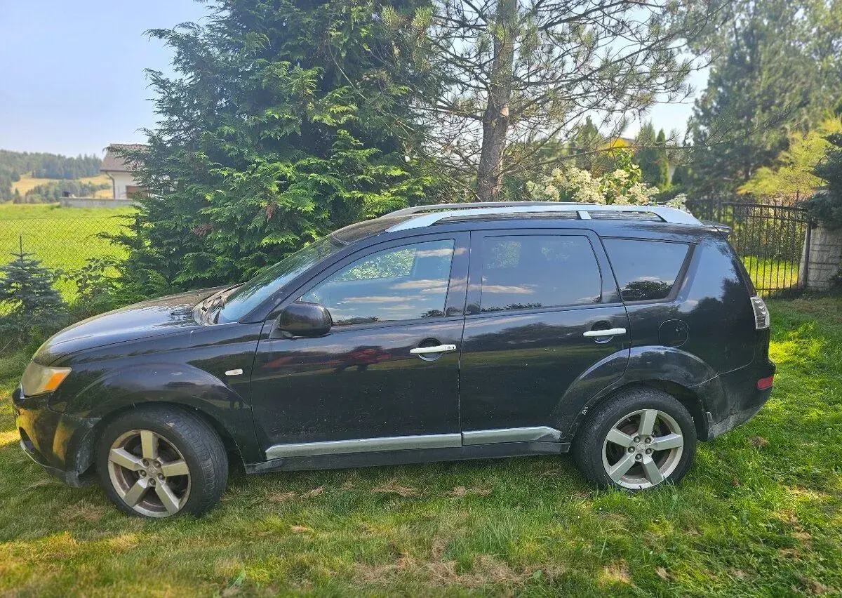 Mitsubishi Outlander – 2009, 374 000 km