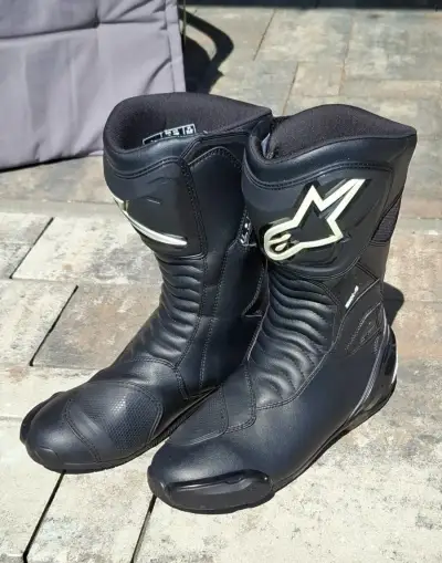 Vysoké boty na motorku alpinestars