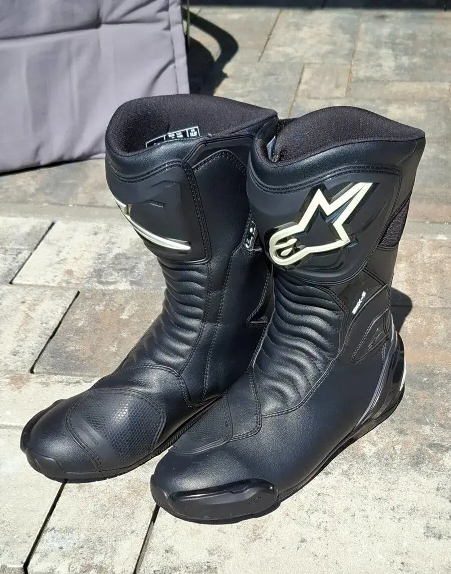 Vysoké boty na motorku alpinestars