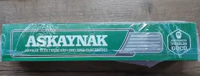 ZVÁRACIE ELEKTRÓDY 4,5 kg - NOVÉ