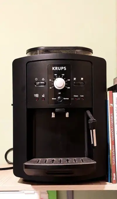 Kávovar KRUPS EA8000PN
