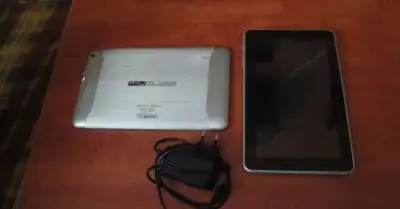 Dva tablety MyAudio Panther 9'' v Bratislave.