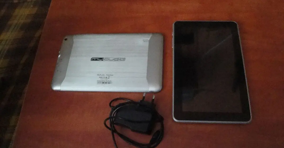 Dva tablety MyAudio Panther 9'' v Bratislave.