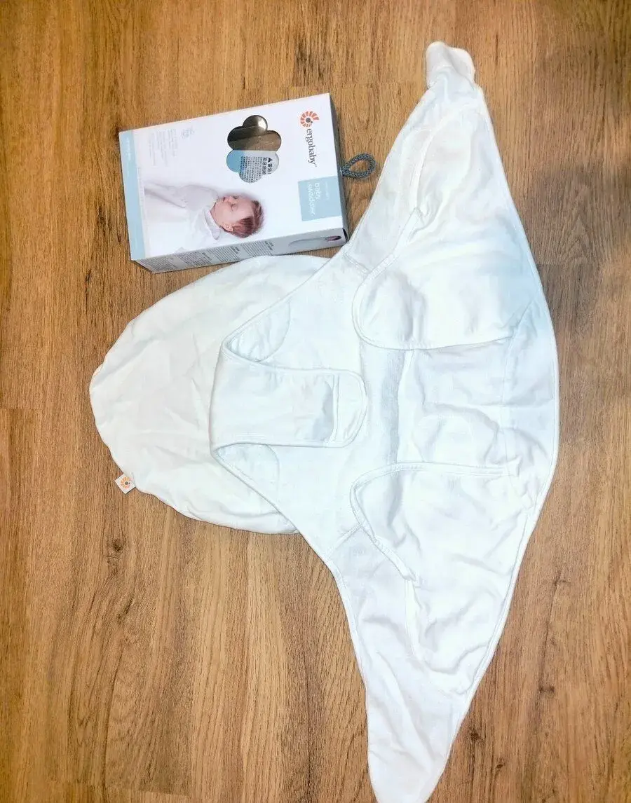 Detská zavinovačka Ergobaby (original baby swaddler)